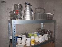 Lot 92 - keukenmateriaal en huisraad - afbeelding 2 van  4