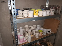 Lot 92 - keukenmateriaal en huisraad - afbeelding 3 van  4