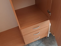 Lot 92 - kleerkast - afbeelding 4 van  4