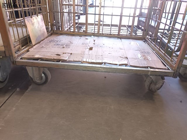 Lot 92 - rolcontainer. 2 stuks - afbeelding 2 van  4