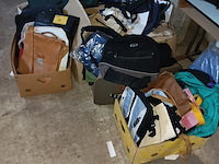 Lot 92 - rugzakken en sporttassen - afbeelding 1 van  4