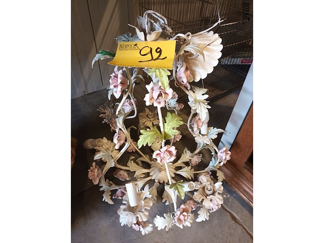 Lot 92 - vintage luster - afbeelding 1 van  4
