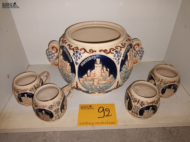 Lot 92 - vintage punch bowl set. 5 stuks - afbeelding 1 van  5
