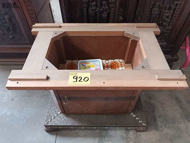 Lot 920 - art deco sokkel - afbeelding 5 van  5