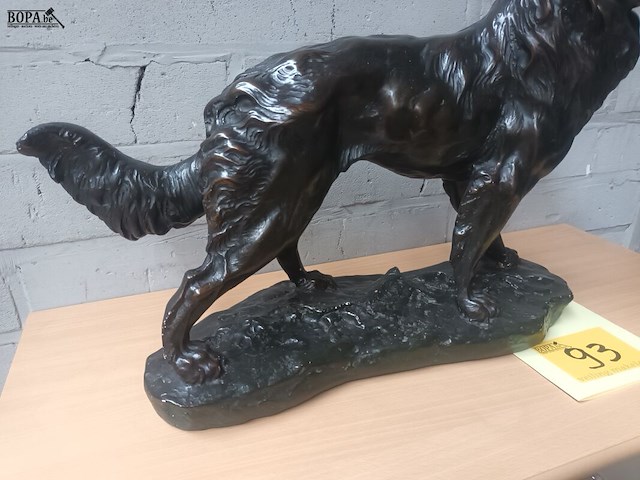 Lot 93 - beeld hond in plaaster - afbeelding 2 van  5