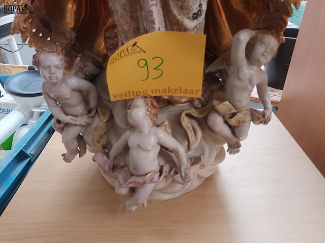 Lot 93 - beeld maria van eugenio pattarino - afbeelding 4 van  9