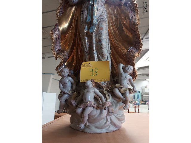 Lot 93 - beeld maria van eugenio pattarino - afbeelding 9 van  9