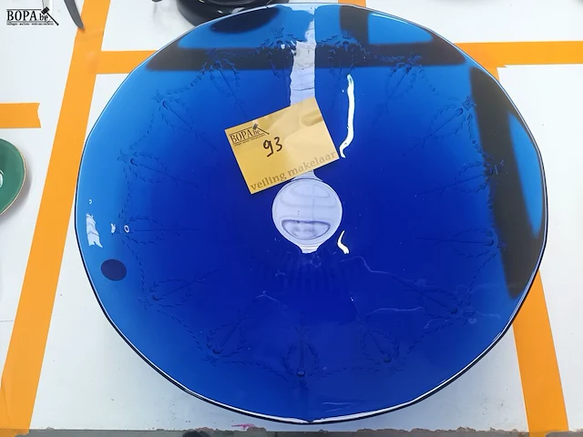 Lot 93 - blauwe schaal - afbeelding 4 van  4
