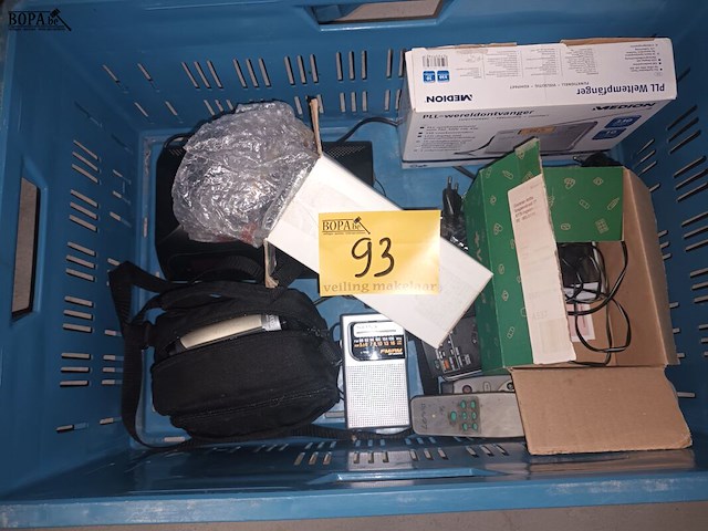 Lot 93 - divers elektro - afbeelding 1 van  6