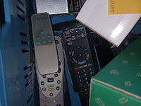 Lot 93 - divers elektro - afbeelding 4 van  6