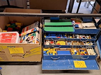 Lot 93 - groot lot diverse lego en duplo blokken - afbeelding 1 van  4