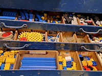 Lot 93 - groot lot diverse lego en duplo blokken - afbeelding 4 van  4