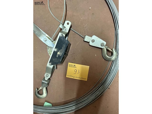 Lot 93 - handlier met staaldraadkabel - staaldraadtakel - 5 draadstan - afbeelding 1 van  4