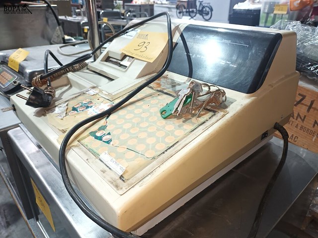 Lot 93 - kassa jcm - afbeelding 2 van  4