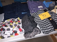 Lot 93 - kledij. 9 stuks - afbeelding 4 van  4