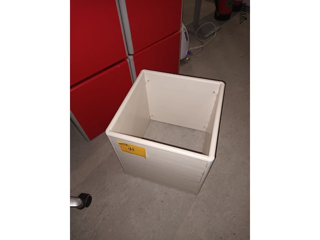 Lot 93 - modulaire kubus. 6 stuks - afbeelding 2 van  4