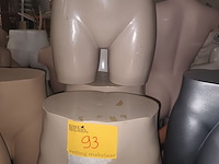 Lot 93 - pasmodel heup. 3 stuks - afbeelding 1 van  2