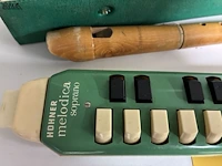 Lot 93 - vintage blaasinstrumenten - 3 stuks - afbeelding 2 van  2
