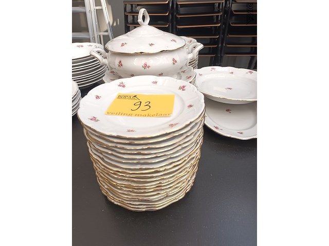 Lot 93 - vintage servies. 44 stuks - afbeelding 2 van  5