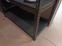 Lot 93 - zwart metalen rek - afbeelding 2 van  2
