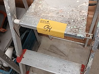 Lot 94 - aluminium trapladder - afbeelding 3 van  3