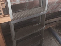 Lot 94 - aluminium trapladder - afbeelding 2 van  3