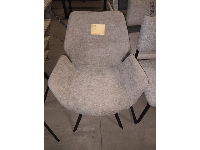 Lot 94 - armstoel - afbeelding 1 van  4