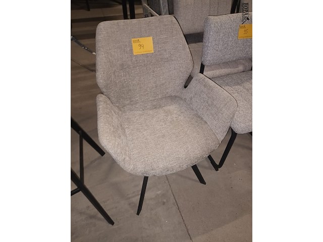 Lot 94 - armstoel - afbeelding 3 van  4