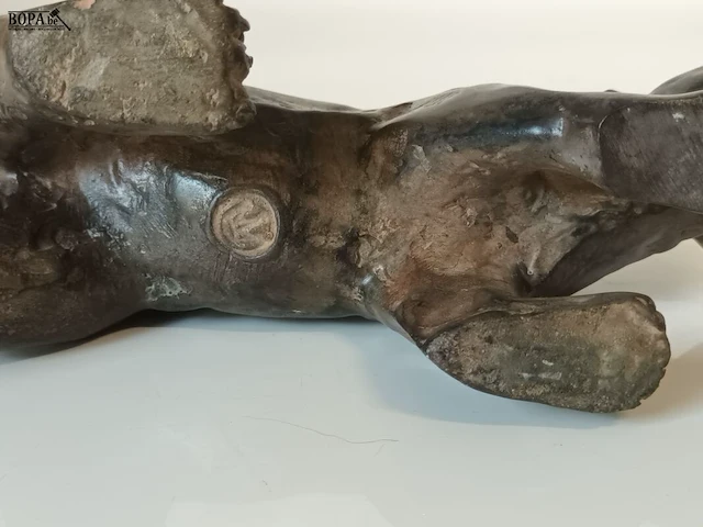 Lot 94 - bronzen sculptuur pierre chenet - afbeelding 6 van  6