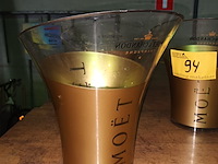 Lot 94 - champagnekoeler moët. 3 stuks - afbeelding 2 van  4