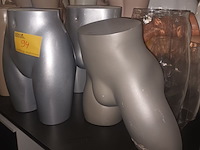 Lot 94 - heupmodellen en benen. 7 stuks - afbeelding 1 van  3