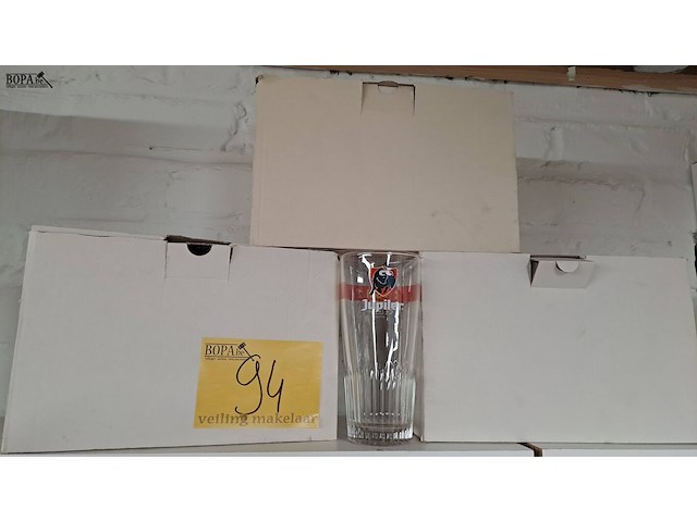 Lot 94 - jupiler 30 cl glazen 18 stuks - afbeelding 2 van  2
