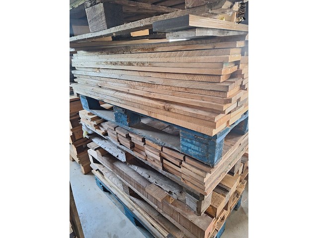 Lot 94 - lot hout - afbeelding 7 van  9