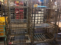 Lot 94 - rolcontainer. 2 stuks - afbeelding 1 van  2