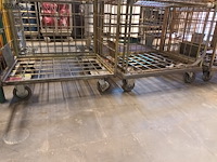 Lot 94 - rolcontainer. 2 stuks - afbeelding 2 van  2