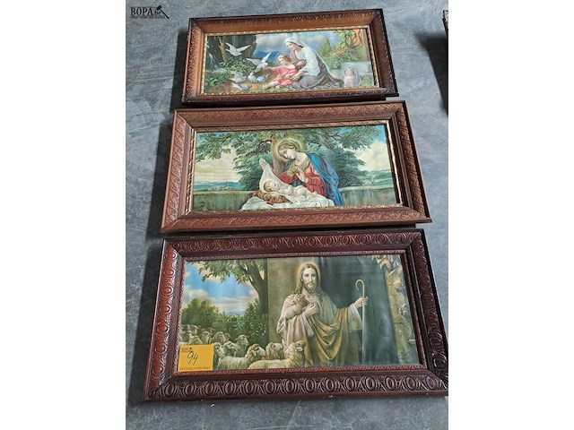 Lot 94 - trio religieuze kaders - afbeelding 1 van  4