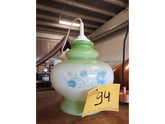 Lot 94 - vintage hanglamp groen - afbeelding 2 van  2