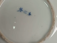 Lot 95 - antiek chinees kopje en schoteltje - afbeelding 4 van  4
