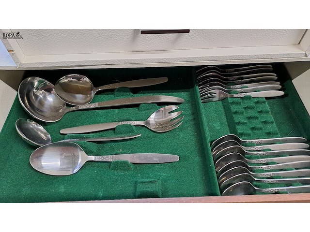 Lot 95 - bestekkoffers 2 stuks - afbeelding 3 van  6