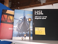 Lot 95 - boeken hls en luchthaven. 3 stuks - afbeelding 1 van  4