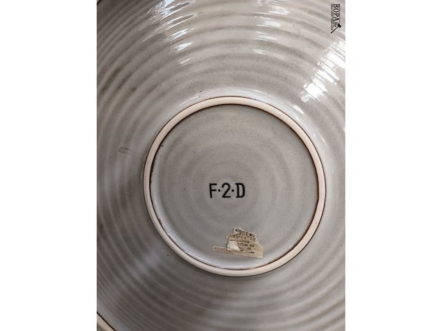 Lot 95 - borden en schalen. 31 stuks - afbeelding 5 van  5