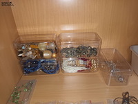 Lot 95 - fantasiejuwelen - afbeelding 4 van  4