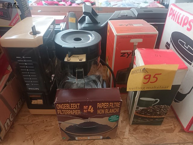 Lot 95 - keuken elektro. 3 stuks - afbeelding 1 van  5