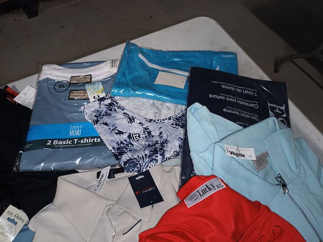 Lot 95 - kledij - afbeelding 4 van  5