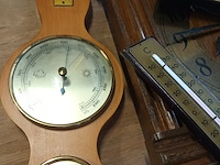 Lot 95 - klokken en barometer. 6 stuks - afbeelding 2 van  4