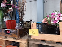 Lot 95 - lot decoratie en houten bakjes - afbeelding 1 van  7