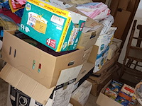 Lot 95 - lot kledij en linnen - afbeelding 1 van  3