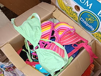 Lot 95 - lot kledij en linnen - afbeelding 3 van  3