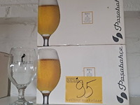 Lot 95 - papegaie glazen 12 stuks - afbeelding 2 van  2