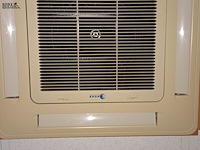 Lot 95 - rhoss inbouw airco/verwarming - afbeelding 2 van  3